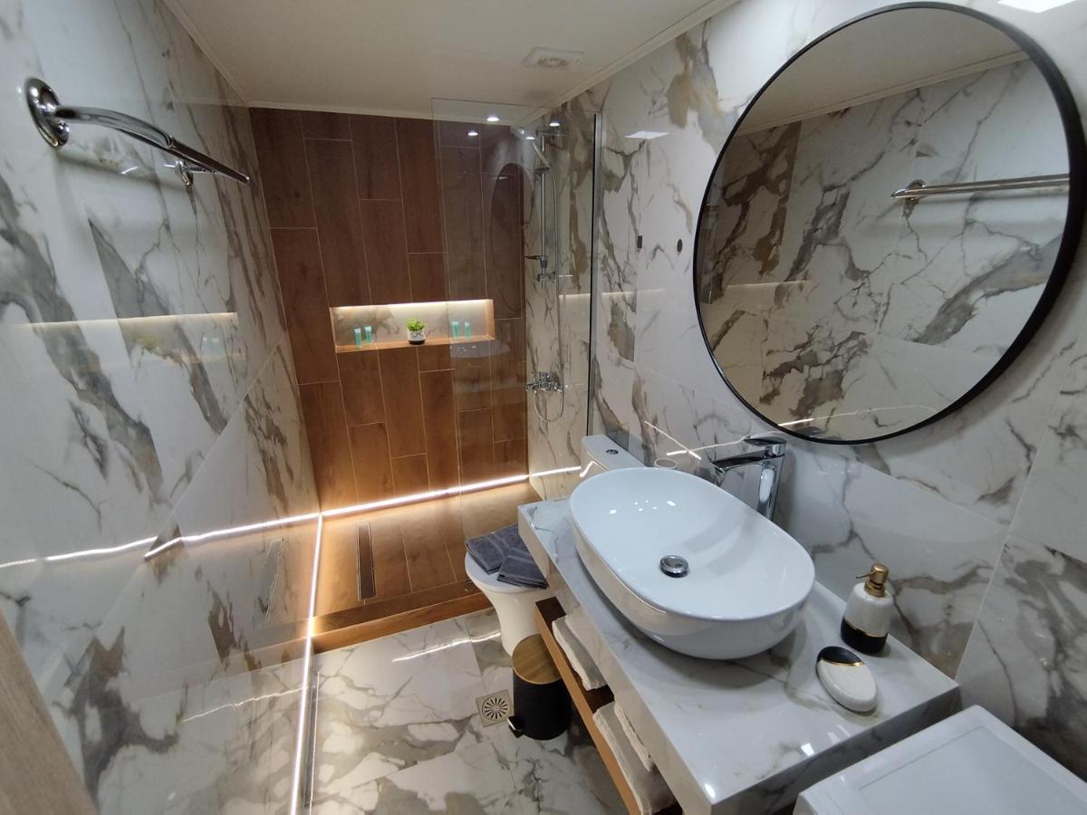 Aegean Suites 克拉默特 外观 照片