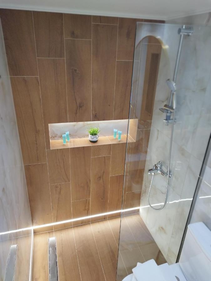 Aegean Suites 克拉默特 外观 照片