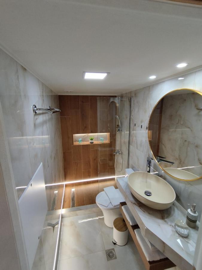 Aegean Suites 克拉默特 外观 照片